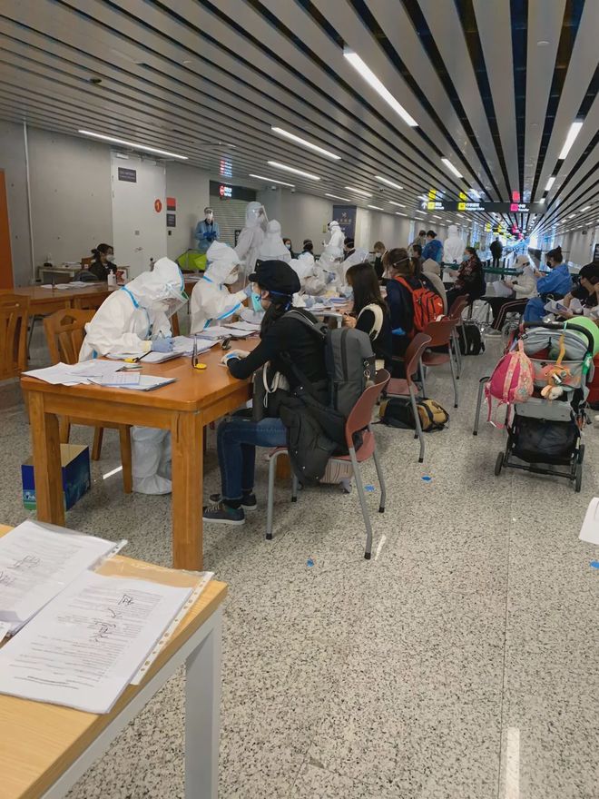 里程碑夜深圳男篮强势反弹,欧洲杯窗口期刷纪录,媒体盛赞,医务组通报恢复的简单介绍-开云在线入口