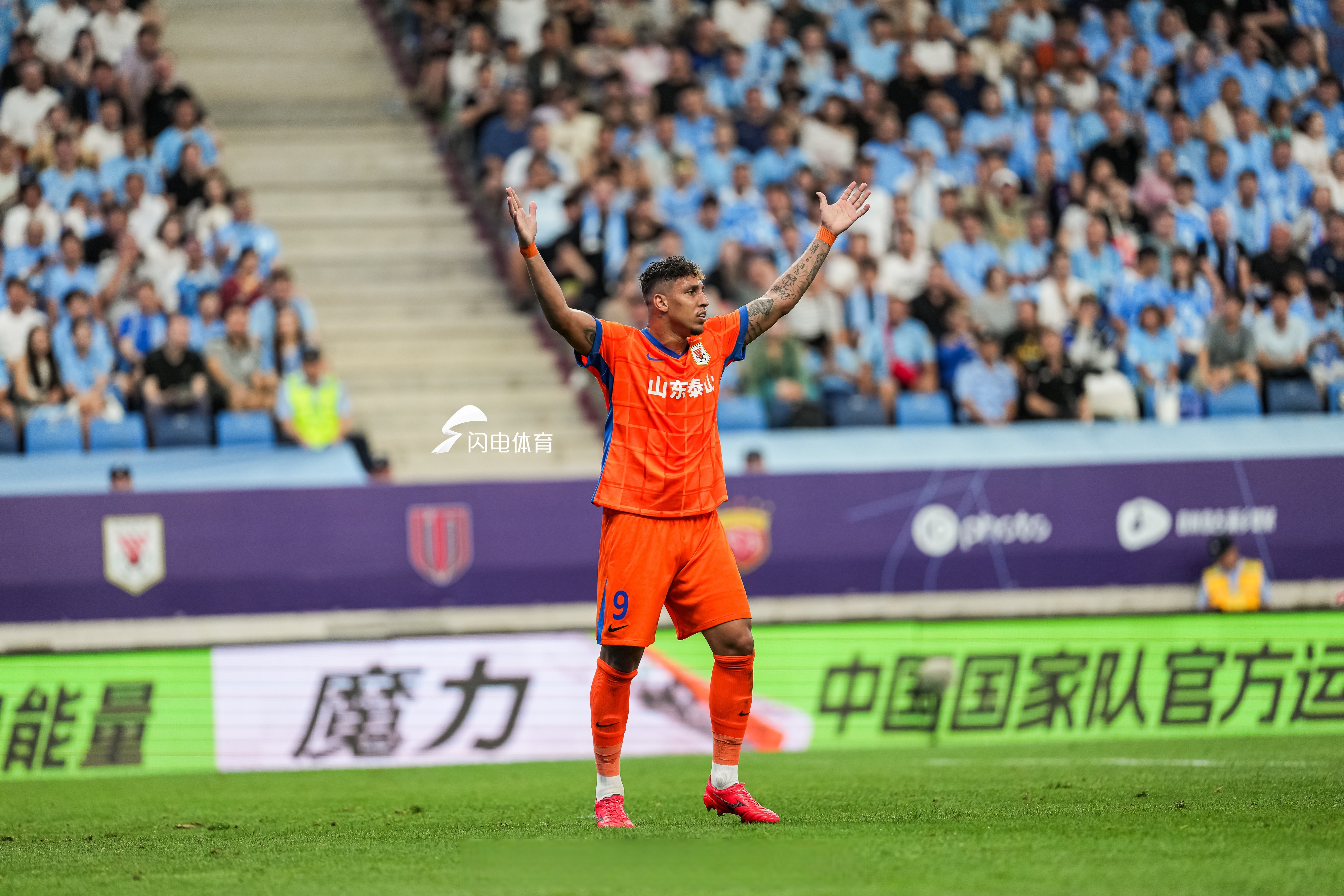 赛前欧超杯焦点战;广东宏远绝杀压哨;悬念犹存;数据趋势出现新变化的简单介绍-kaiyun.com